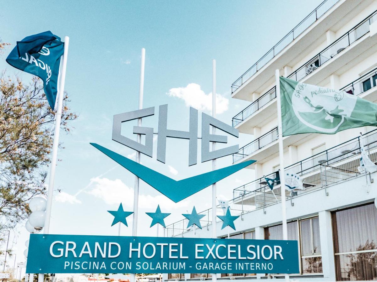 Grand Hotel Excelsior Senigallia Bagian luar foto