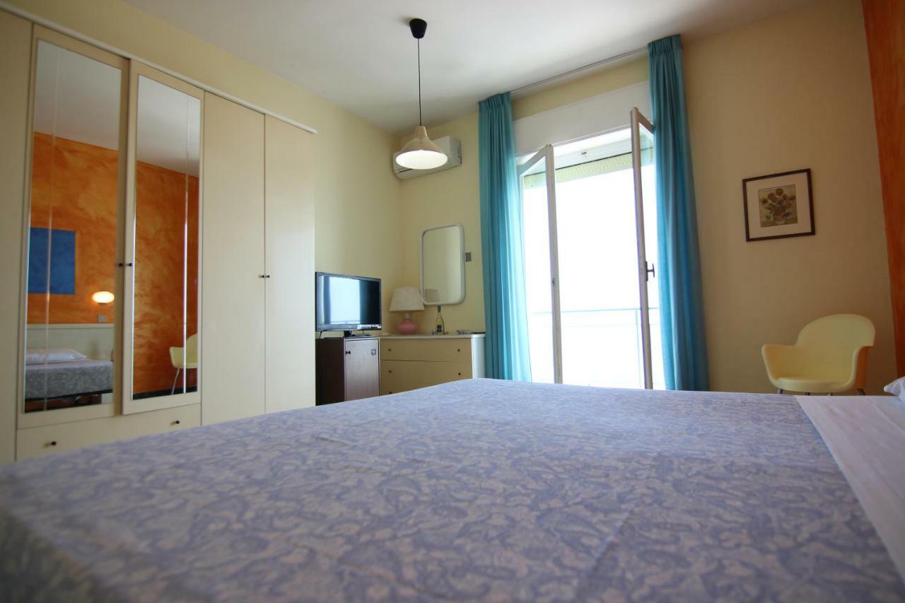 Grand Hotel Excelsior Senigallia Bagian luar foto