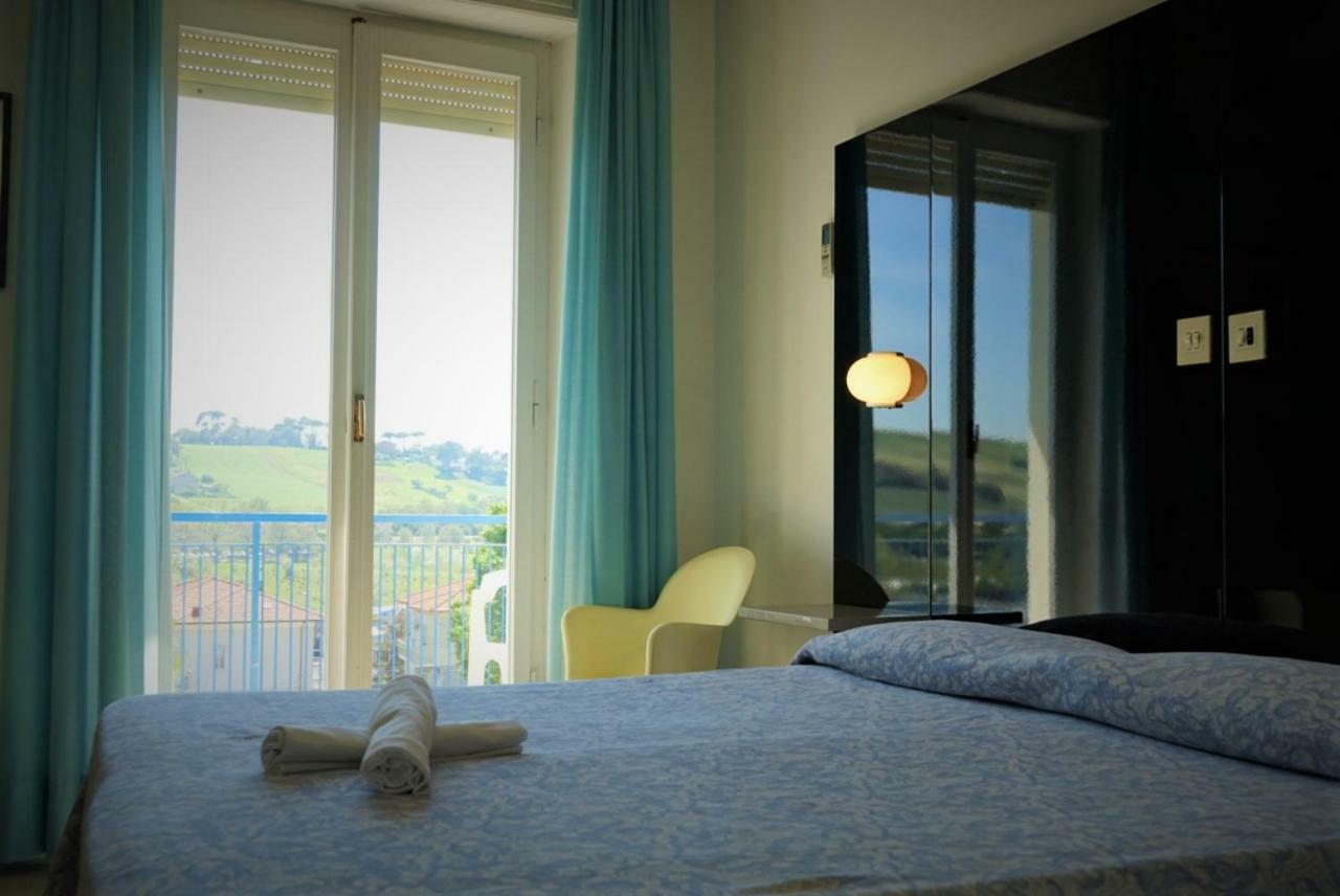 Grand Hotel Excelsior Senigallia Bagian luar foto